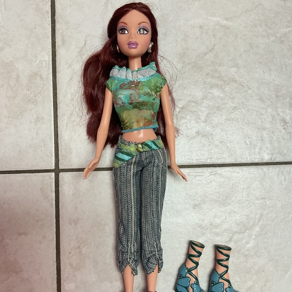 Barbie My Scene Chelsea Doll Shopping Spree - Picture 1 of 4